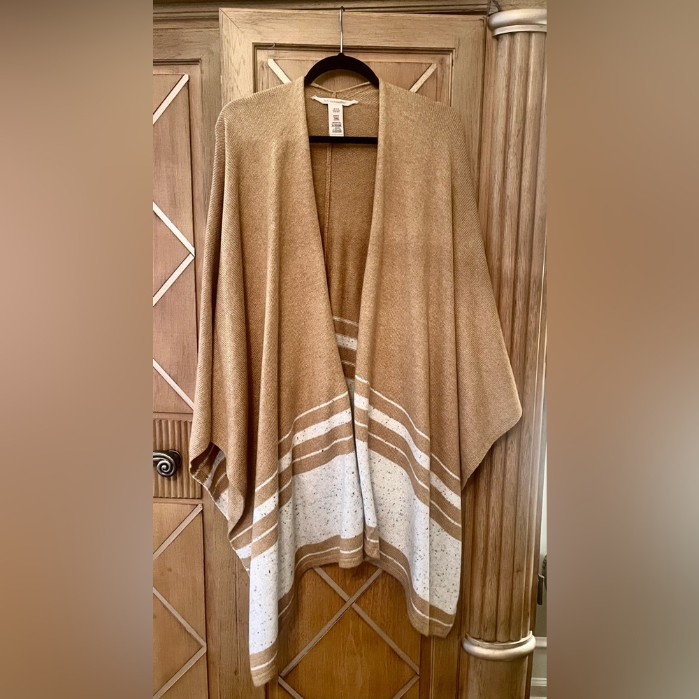 Soft Surroundings Carmel and Cream Sweater Wrap/Poncho-NWOT